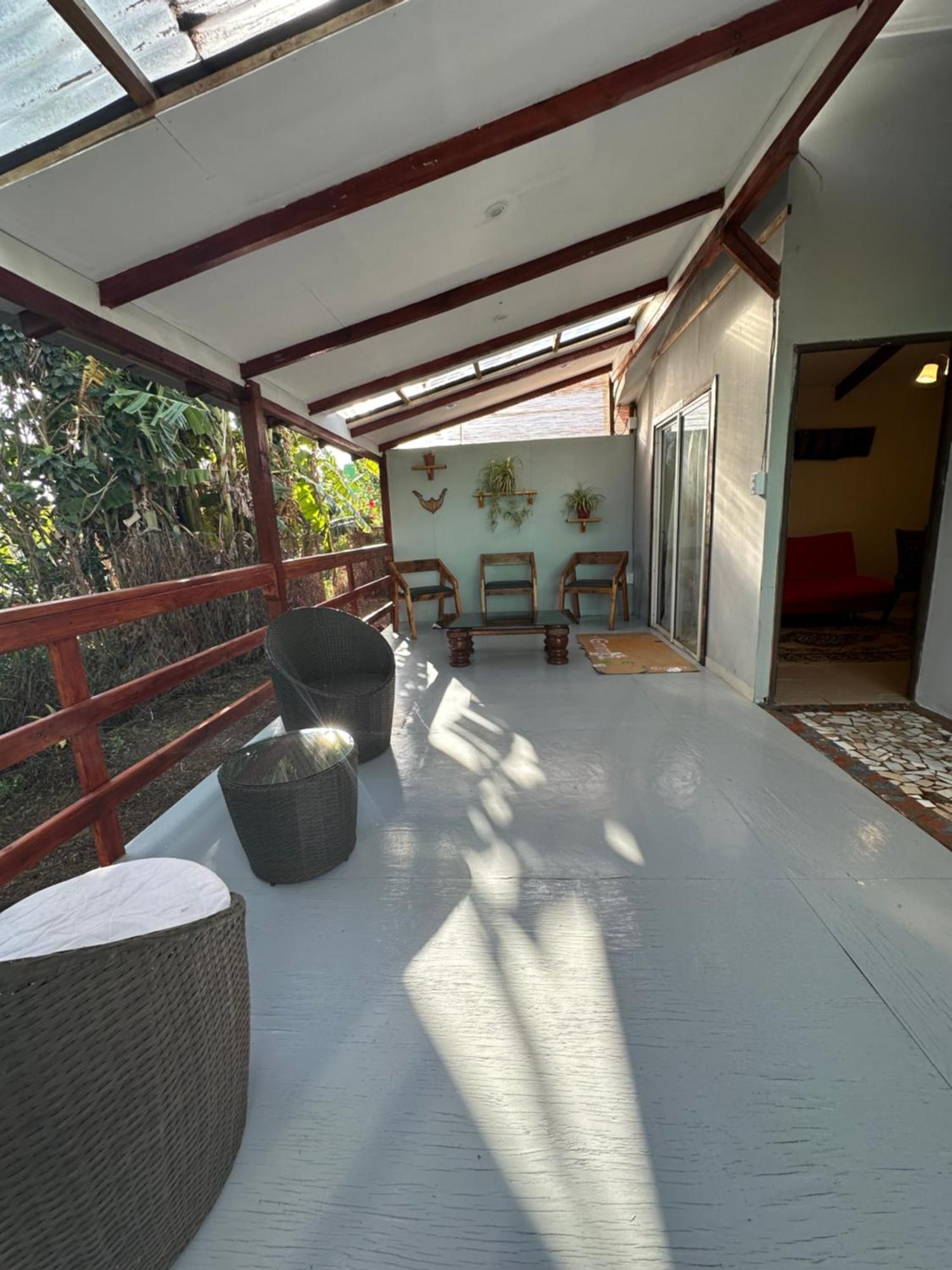 Hare Henua Bed & Breakfast Hanga Roa Exterior foto