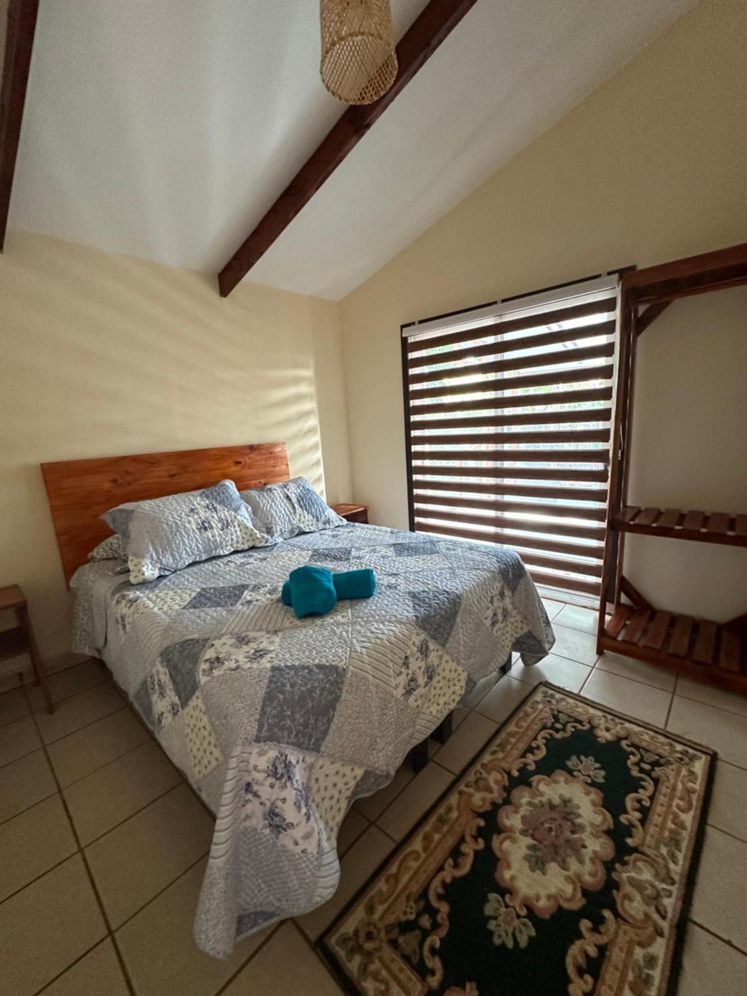 Hare Henua Bed & Breakfast Hanga Roa Exterior foto